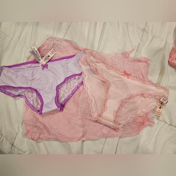 Victoria's Secret 2 Pack Panties - Picture 1 of 4